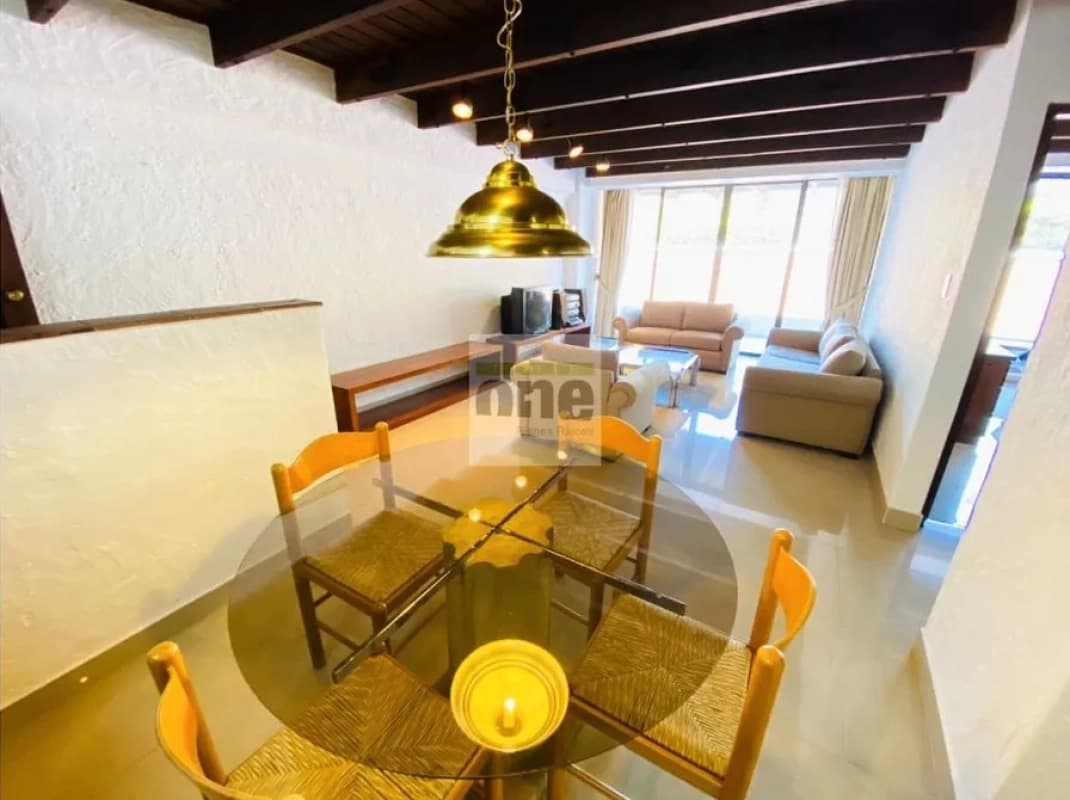 Apartamento Amueblado en Carril Auxiliar Bulevar Vista Hermosa Zona 15