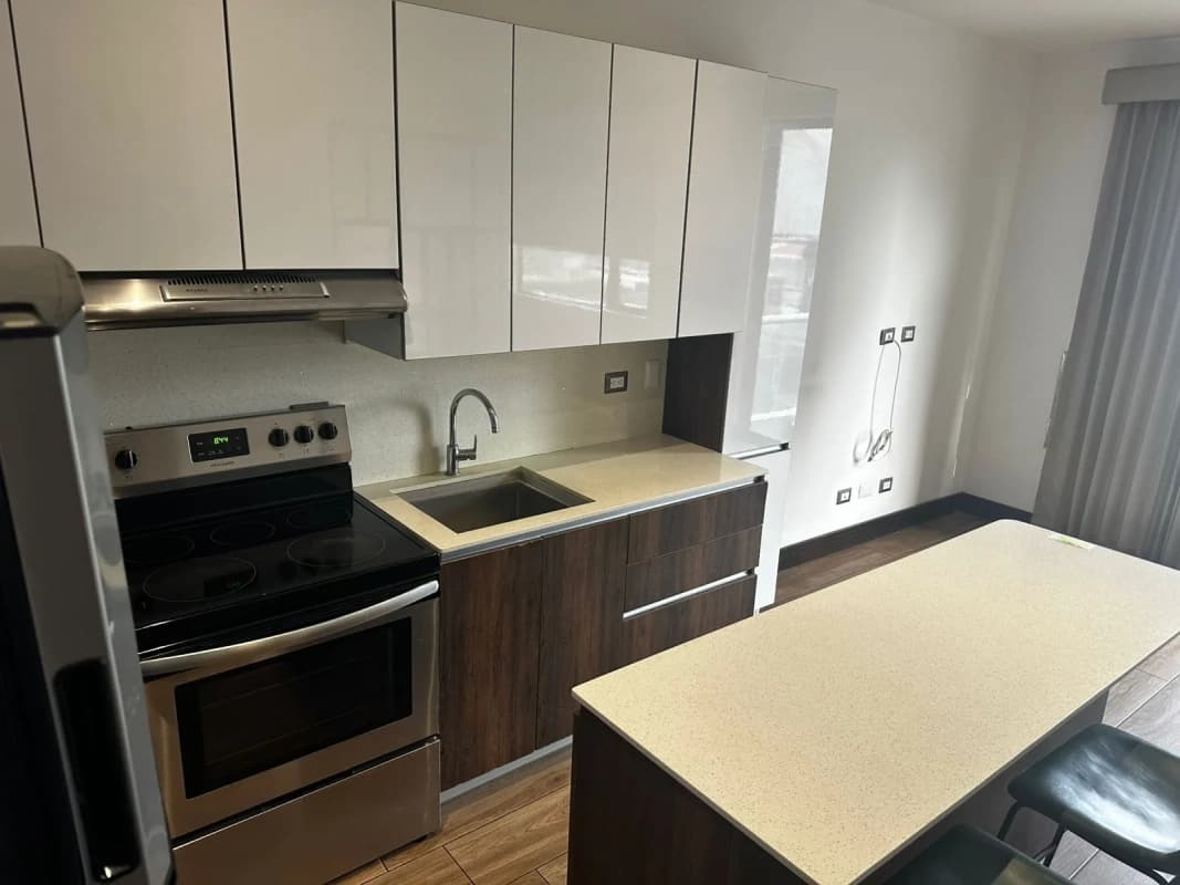 Apartamento tipo estudio en Zona 10