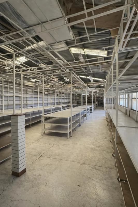 BODEGA EN ALQUILER EN SAN CRISTOBAL SECTOR A10 ZONA 8 DE MIXCO 001BADSC