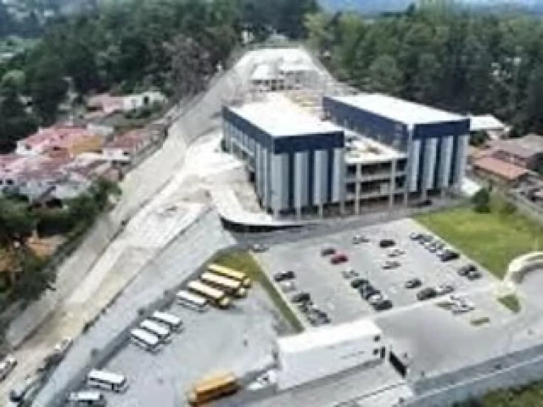📦 Ofibodega en renta | Km 13 CAES - para estrenar
