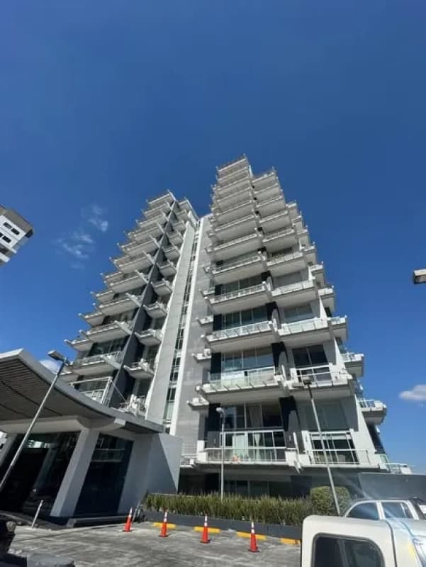 Apartamento en renta ATRIUM zona 10