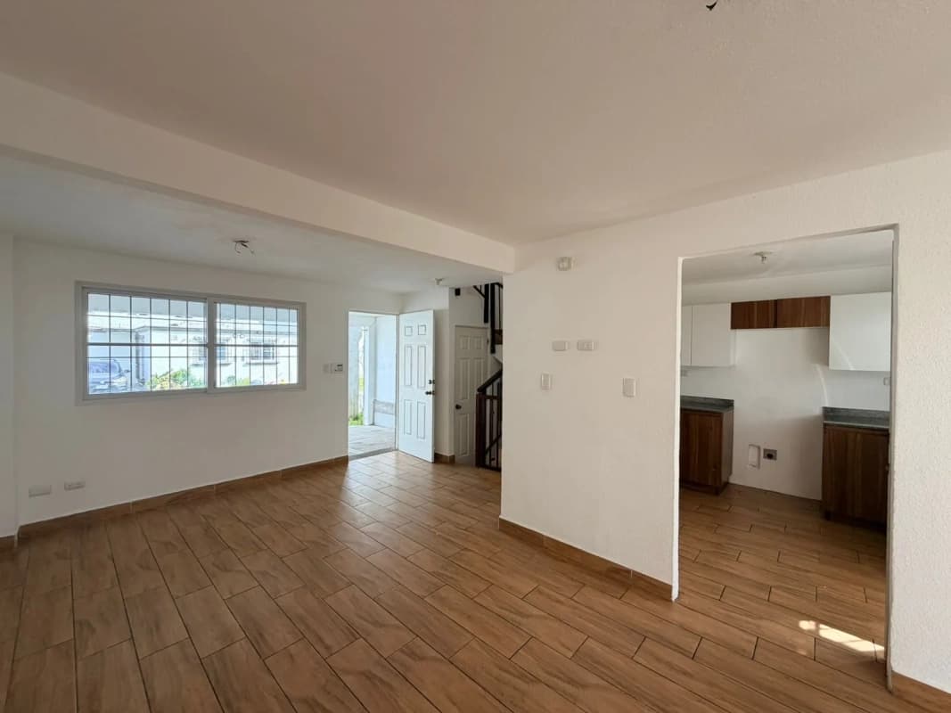 BONITA CASA EN VENTA EN FUENTES DEL VALLE SAN MIGUEL DUEÑAS