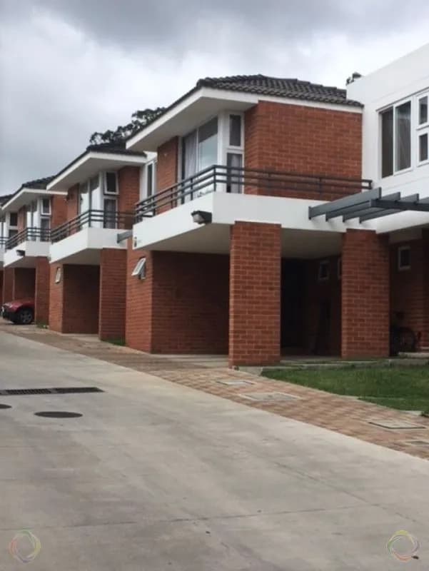 CASA EN ALQUILER – ENSENADA DE SAN ISIDRO | ZONA 16