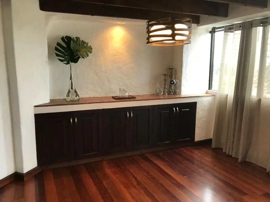 Amplio apartamento en alquiler Vista Hermosa I