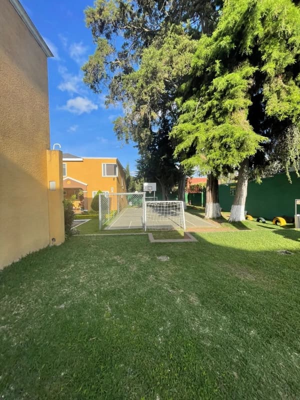 CASA EN VENTA EN CONDOMINIO SAN MARINO, ZONA 8 DE MIXCO