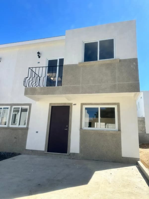 Casa en Venta Condado Florenza San José Pinula