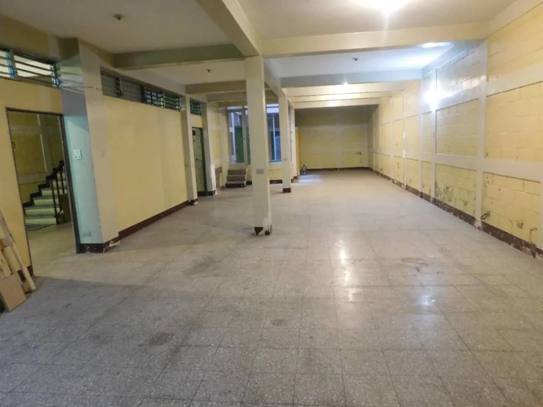 CASA EN VENTA A DOS CUADRAS CALZADA ROOSEVELT
