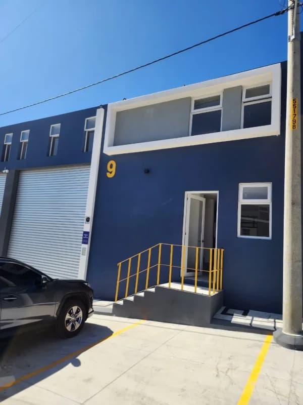RENTA OFIBODEGA CAES1