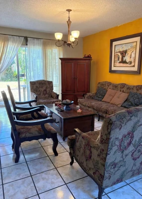 Casa en Renta Zona 16