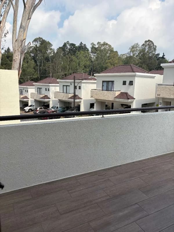 Casa con/Apto Prados de Fraijanes