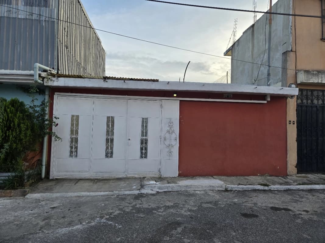 Casa en Venta Jardines de Minerva, zona 11 de Mixco / EN DIRECTO