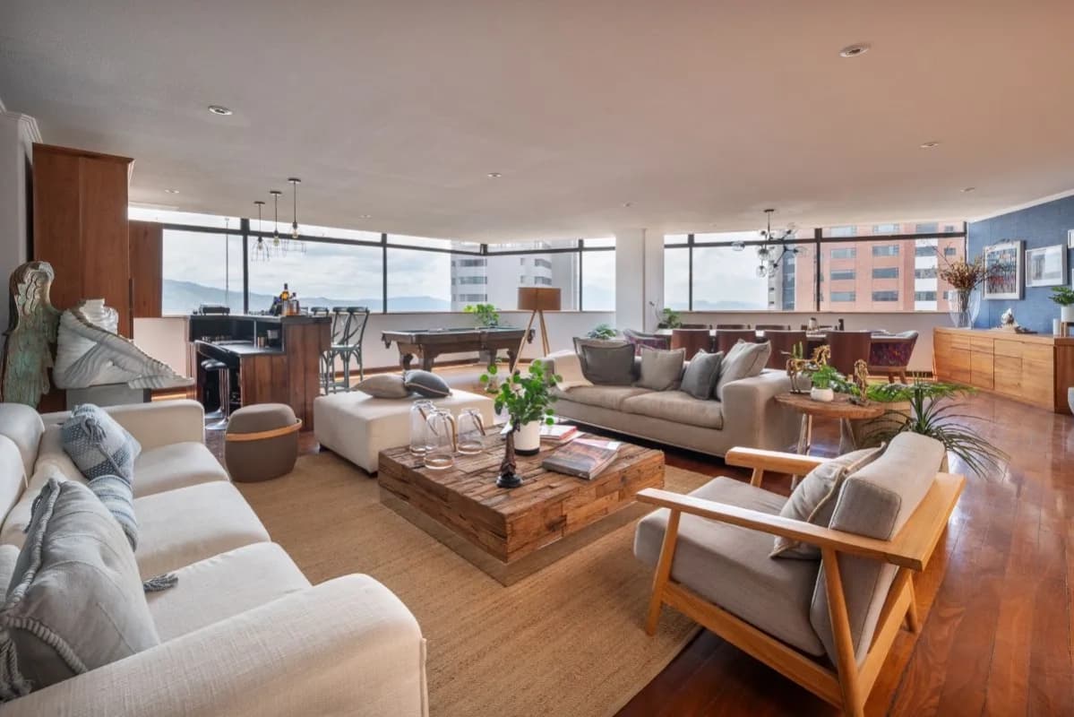 Apartamento Penthouse remodelado en Renta en z14