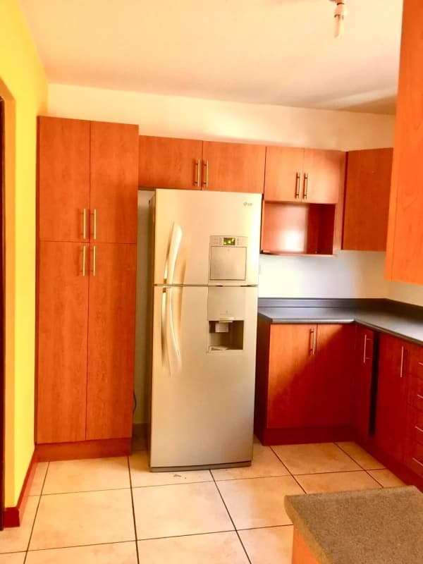 Zona 12 • Apartamento en Venta • Edificio Altos de la Colina