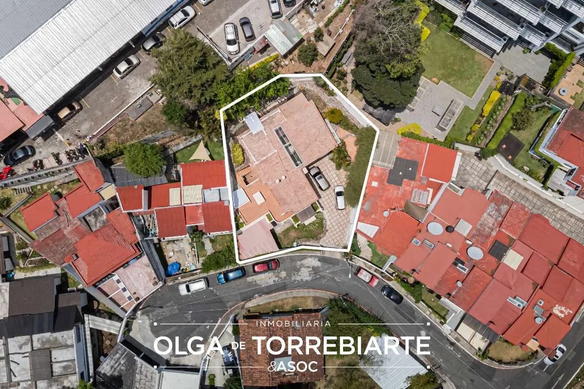 Casa en Diagonal 6, Zona 10