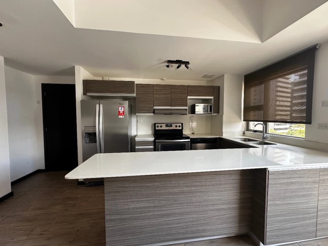 Casalini zona 10, apartamento amueblado en alquiler