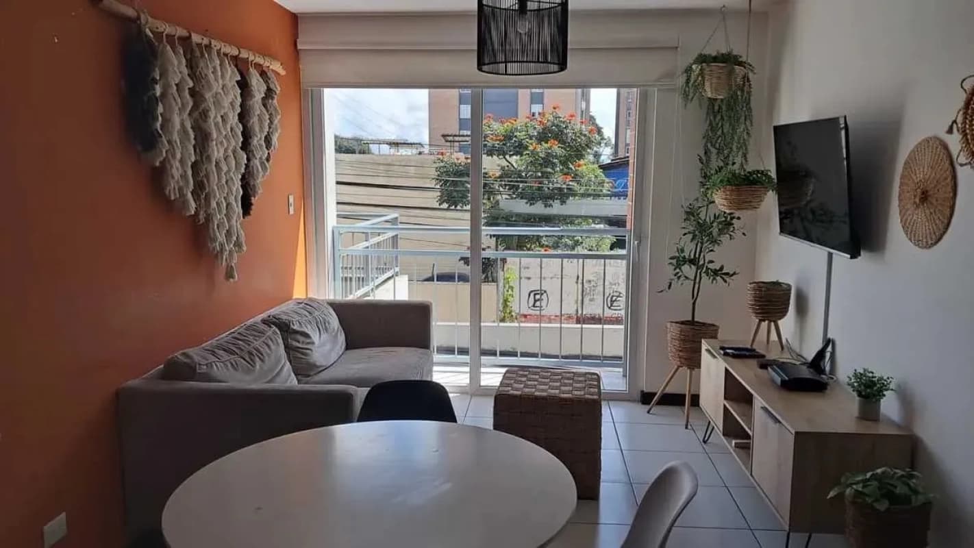 Apartamento Amueblado en Venta Edificio Museo San Mateo zona 7