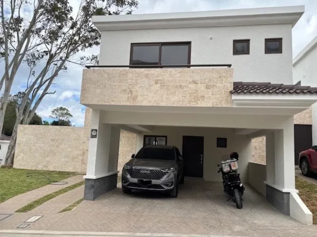 Casa en Renta Km 21.5 a Fraijanes
