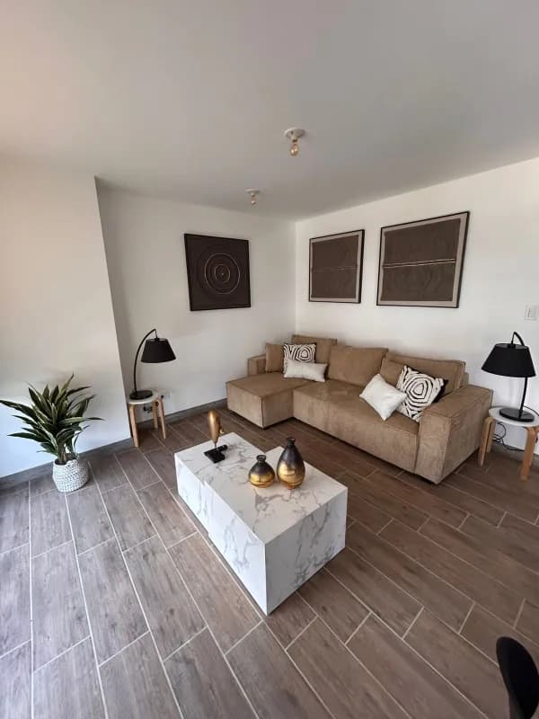 RENTA DE APARTAMENTO AMUEBLADO ZONA 15 KINTEA