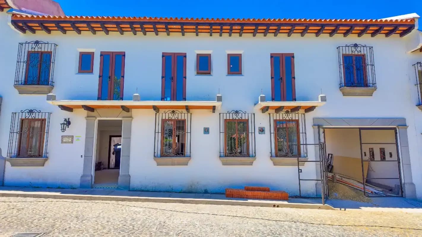 Los Franciscanos Ciudad Vieja, Casa en Venta. Asís B