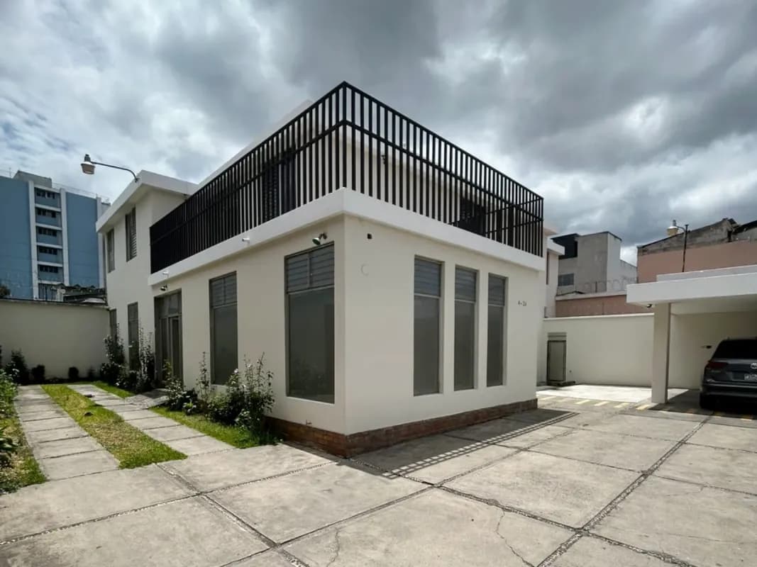 Casa para oficinas en zona 10
