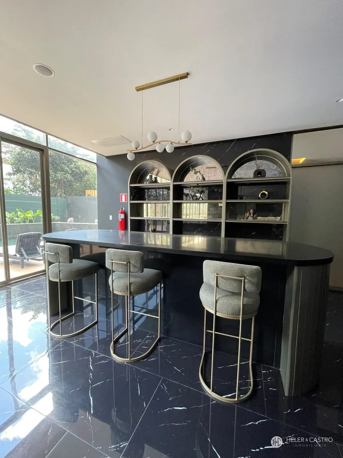 Comodo y moderno apartamento — Apartamento en Alquiler en Atarah, Zona 10, Guatemala, Ciudad — foto 7 de 11