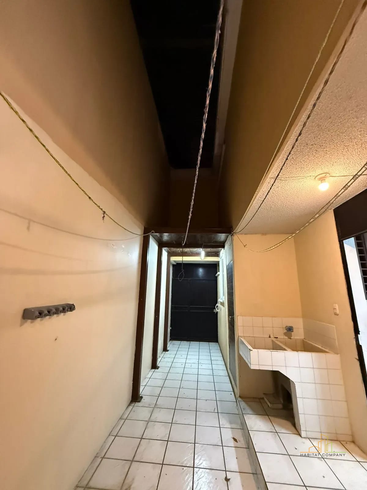 Área de servicio — Casas en Renta en Carretera a El Salvador, Km 15 (Cerca de Concepción) — Casa en Alquiler en km 11-15, Carretera a El Salvador, Guatemala, Ciudad — foto 1 de 6