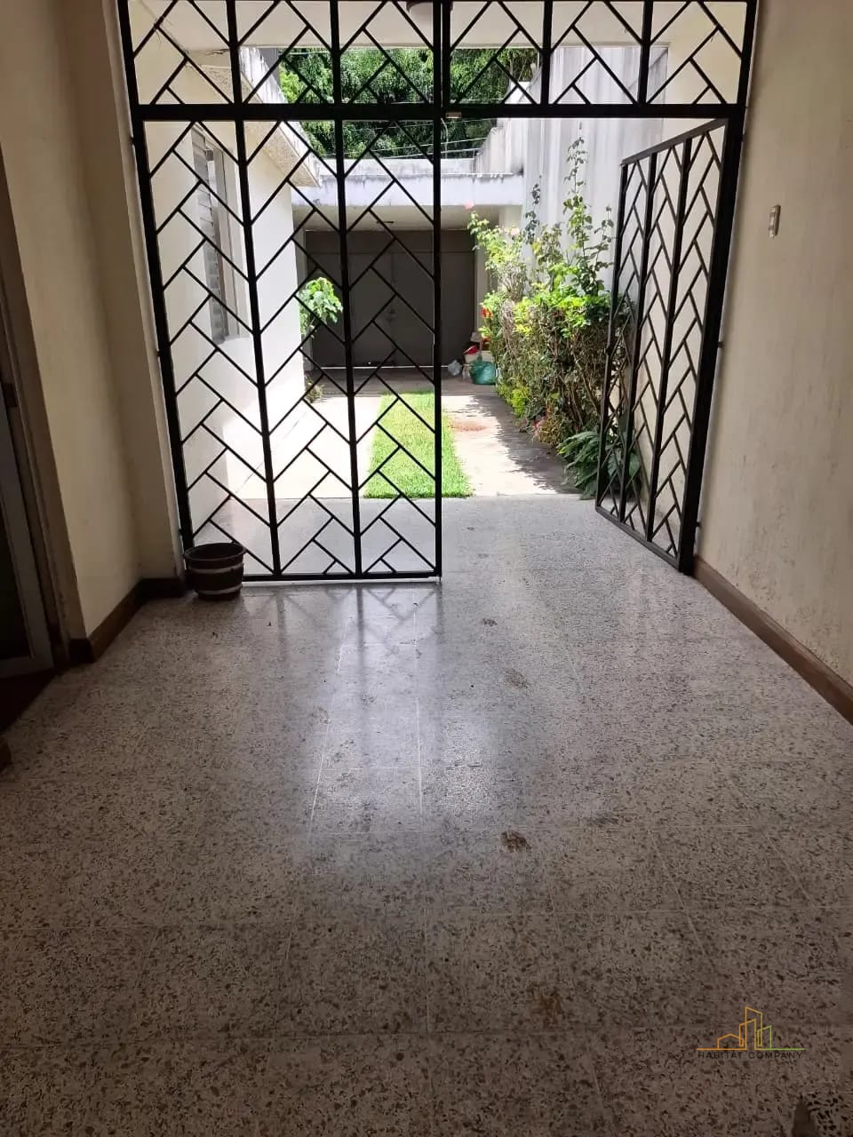 Propiedad / Casa en Renta Zona 15, Vista Hermosa, para Oficinas — Casa en Alquiler en Zona 15, Guatemala, Ciudad — foto 3 de 3