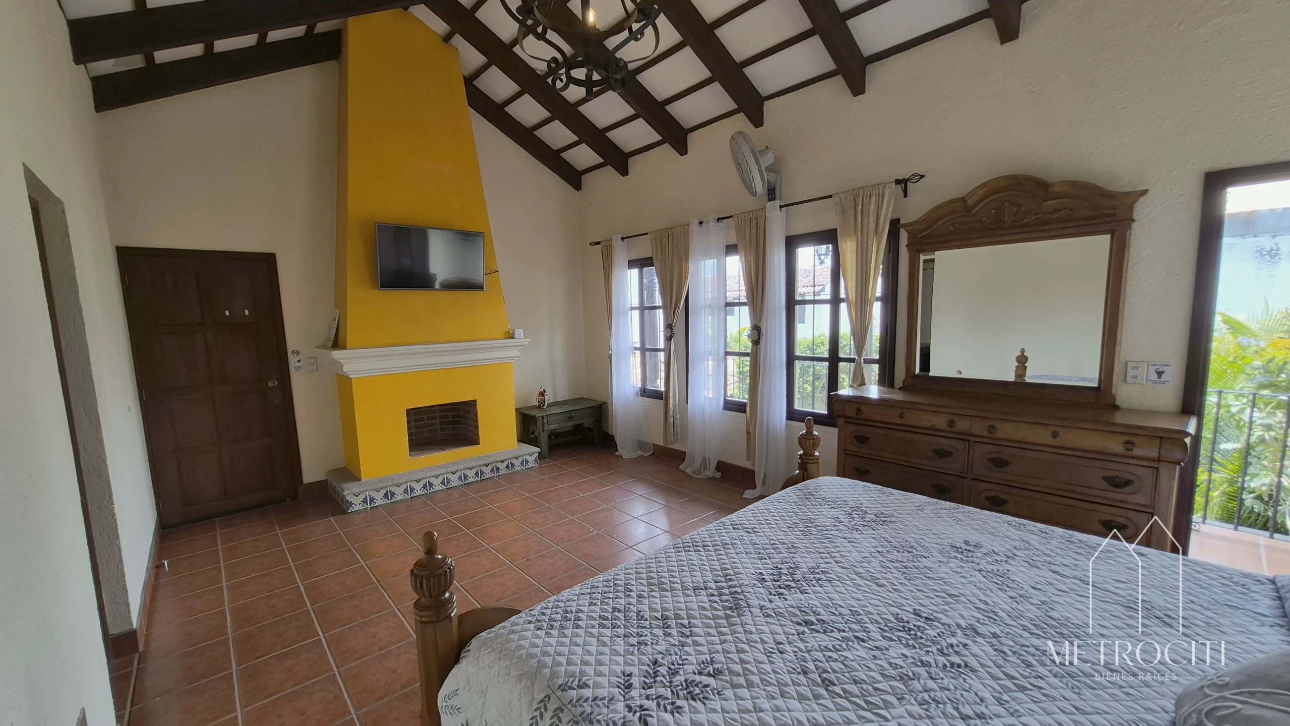 Se renta amplia casa estilo colonial en Antigua Guatemala - 8