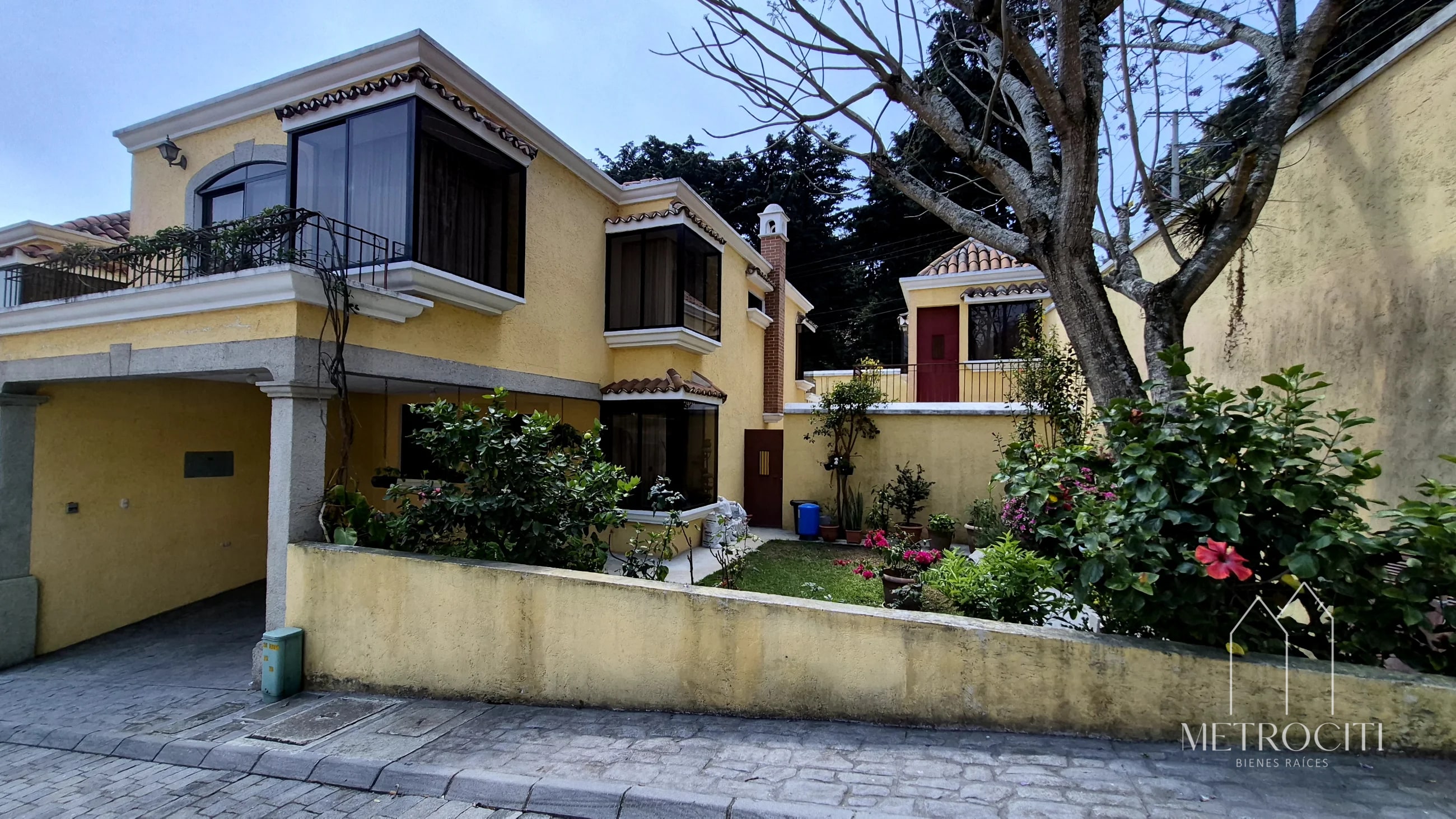 Se vende amplia casa en Milpas Altas, San Lucas Sacatepquez — Casa en Venta en Santa Lucía Milpas Altas, Sacatepéquez — foto 1 de 12