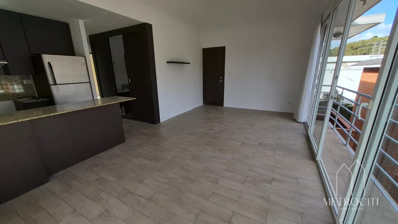 Se vende apartamento amplio y moderno en Fraijanes CAES — Apartamento en Venta en Carretera a El Salvador, Guatemala, Ciudad — foto 7 de 8