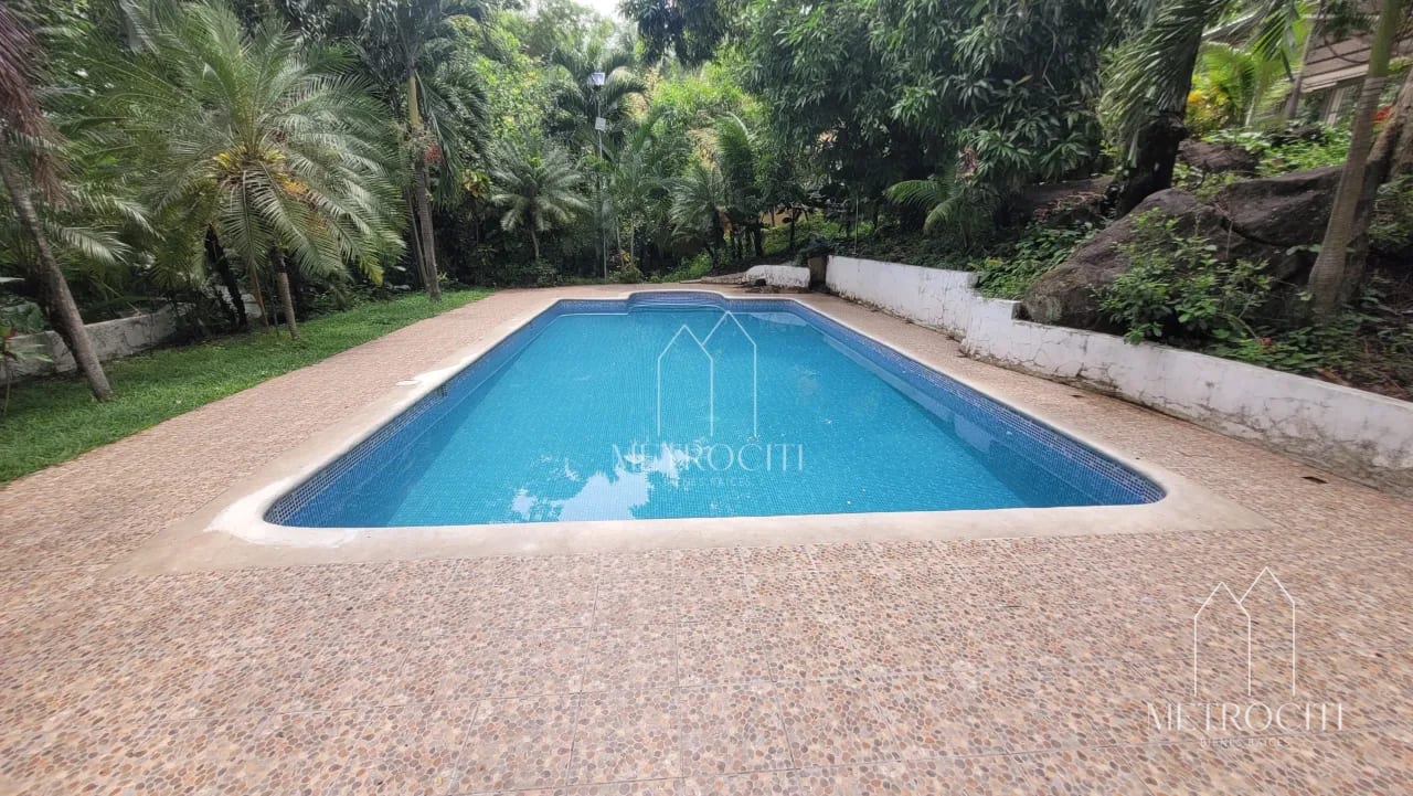 Se vende casa con amplio terreno en escuintla direccion Puerto Quetzal — Casa en Venta en Carretera al Pacífico, Escuintla — foto 1 de 12