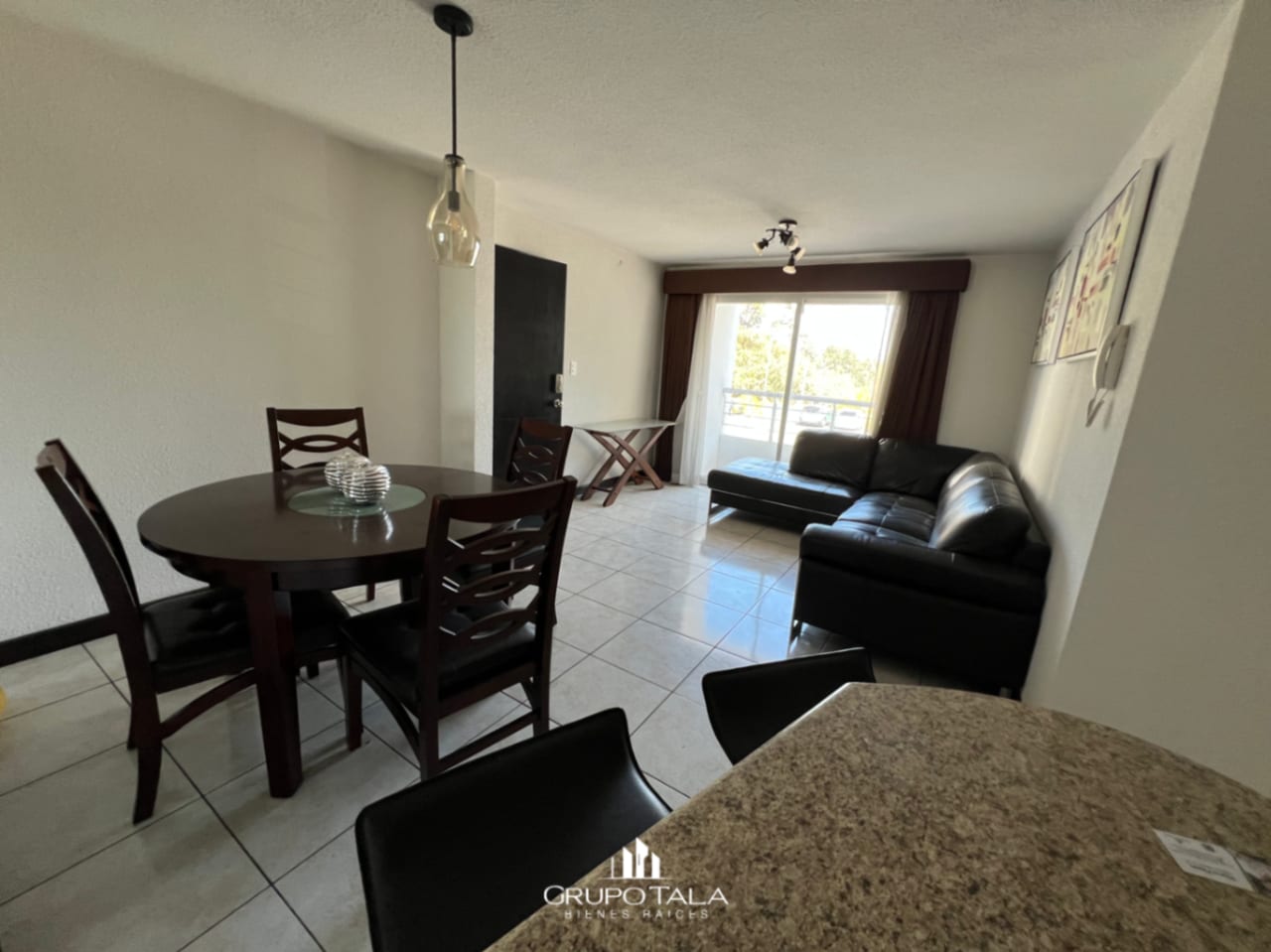 Apartamento en renta amueblado en Alta Villa el Naranjo — Apartamento en Alquiler en Alta Villa el Naranjo, Zona 11 Mixco, Guatemala, Ciudad — foto 4 de 13