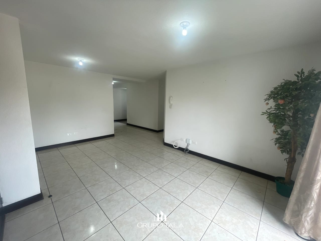 Encantador Apartamento en Renta zona 17 🏢 — Apartamento en Alquiler en Casa Florentina, Zona 17, Guatemala, Ciudad — foto 4 de 5