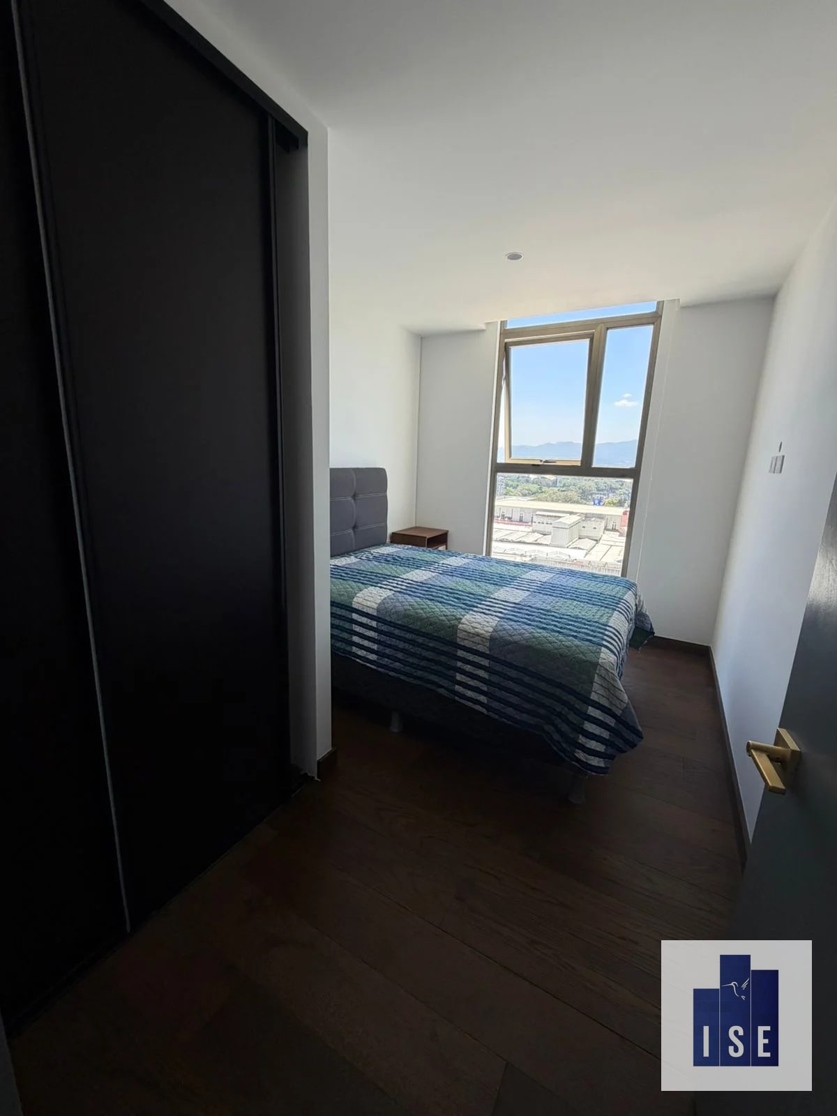 Apartamento en alquiler Edificio Atarah Z.10 - 12