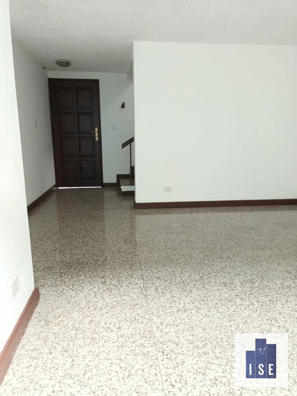 Casa en Alquiler Z.10 dentro de condominio — Casa en Venta en Zona 10, Guatemala, Ciudad — foto 5 de 10