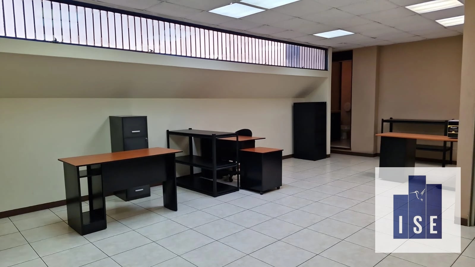 Oficina en renta Avenida Reforma Z.9 — Oficina en Alquiler en El Reformador, Zona 9, Guatemala, Ciudad — foto 4 de 11