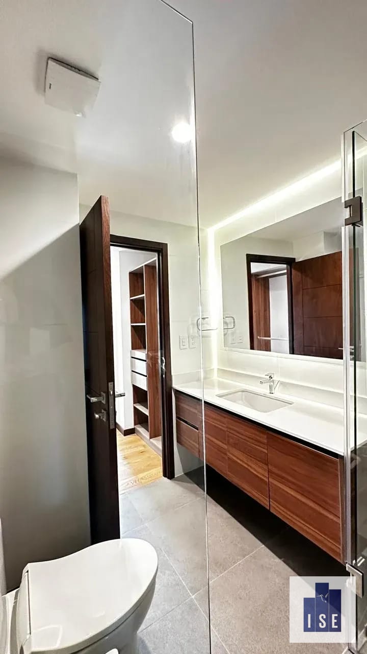 Apartamento en venta Reserva Quinta Avenida Z.14 — Apartamento en Venta en Quinta Avenida, Zona 14, Guatemala, Ciudad — foto 3 de 9