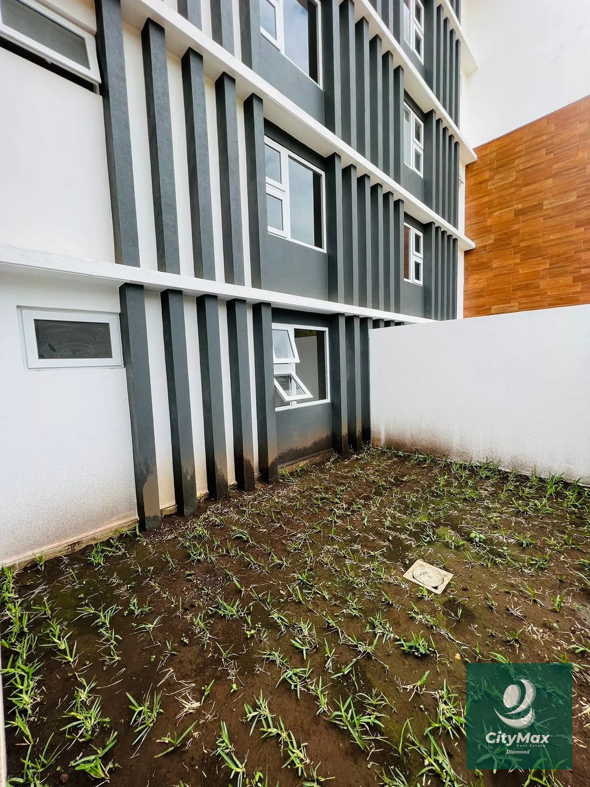 Apartamento en venta en zona 16 de 3 habitaciones con Jardín - 17