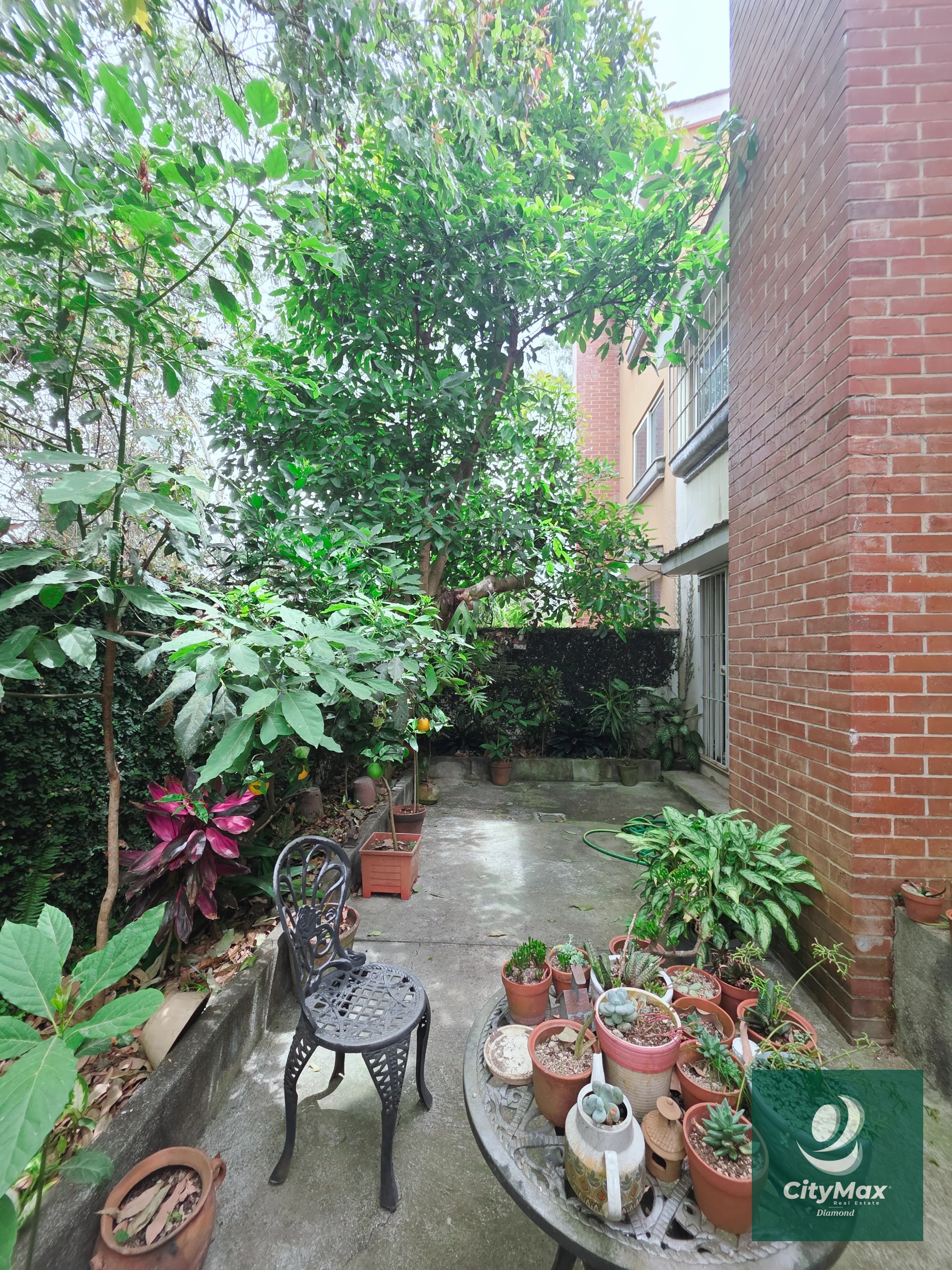 Casa en Venta en Lomas de San Nicolas Zona 16 - 10