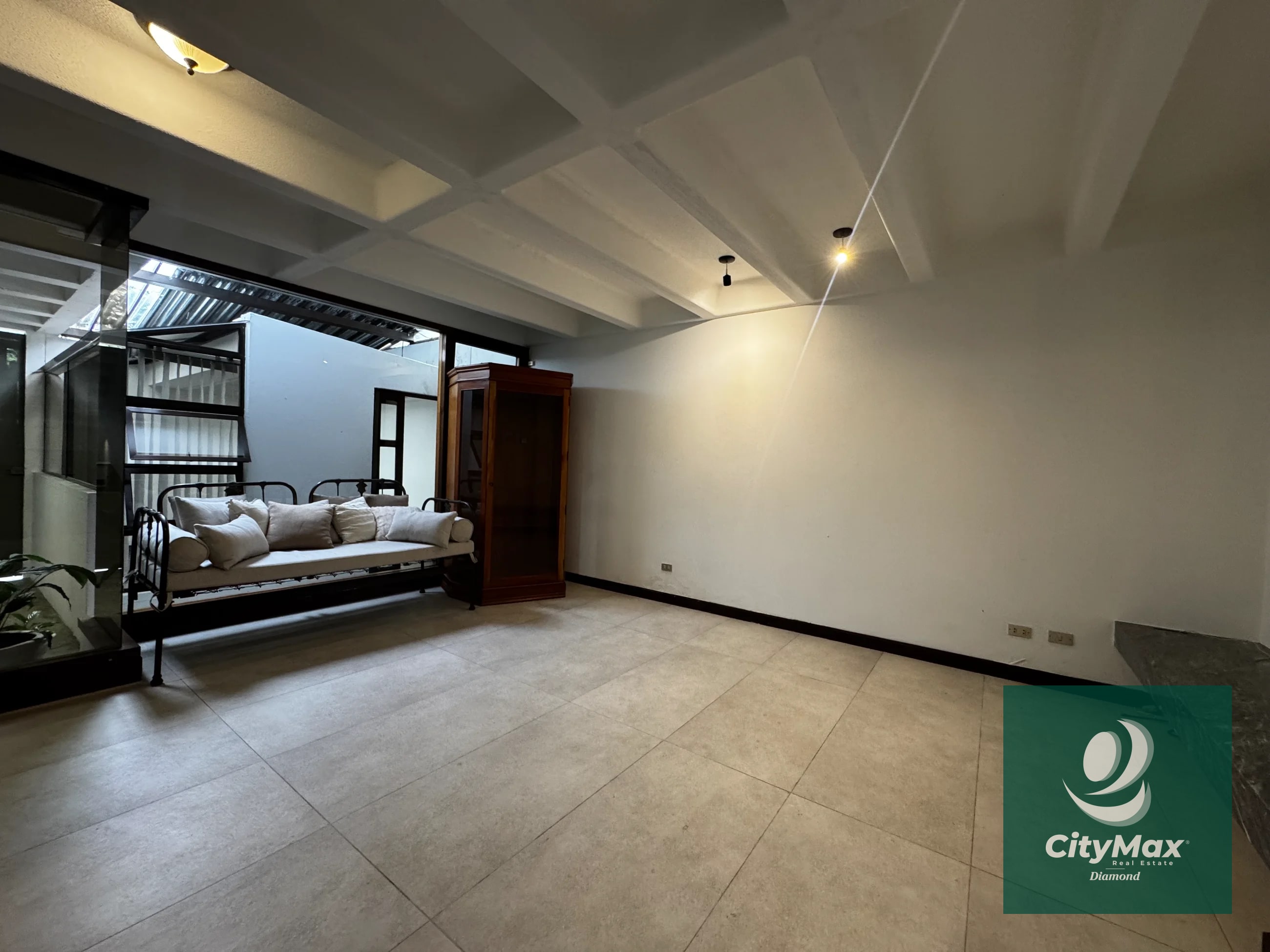 Casa en Venta en Zona 10 entorno Las Margaritas — Casa en Venta en Zona 10, Guatemala, Ciudad — foto 4 de 15