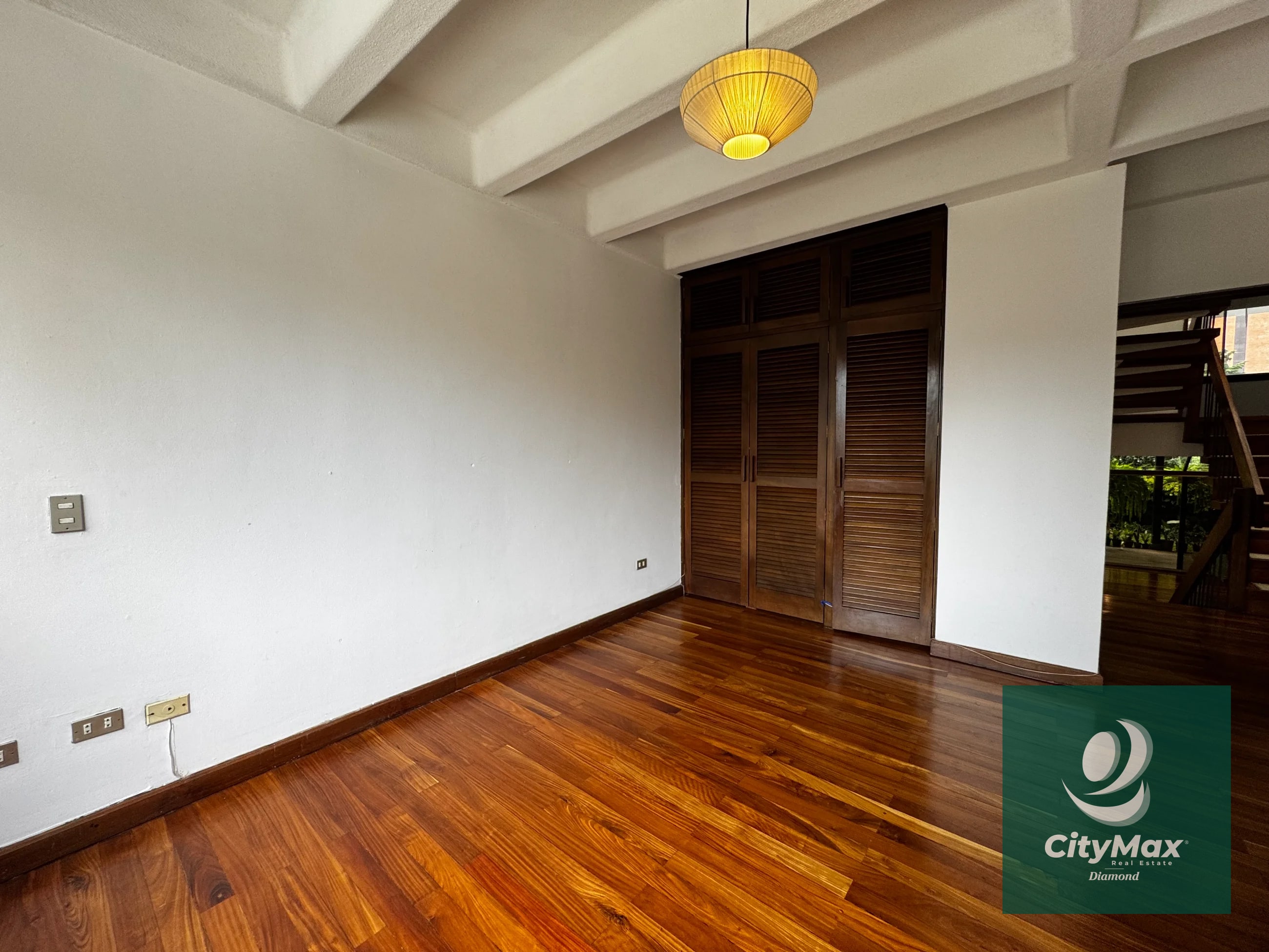 Casa en Venta en Zona 10 entorno Las Margaritas — Casa en Venta en Zona 10, Guatemala, Ciudad — foto 10 de 15