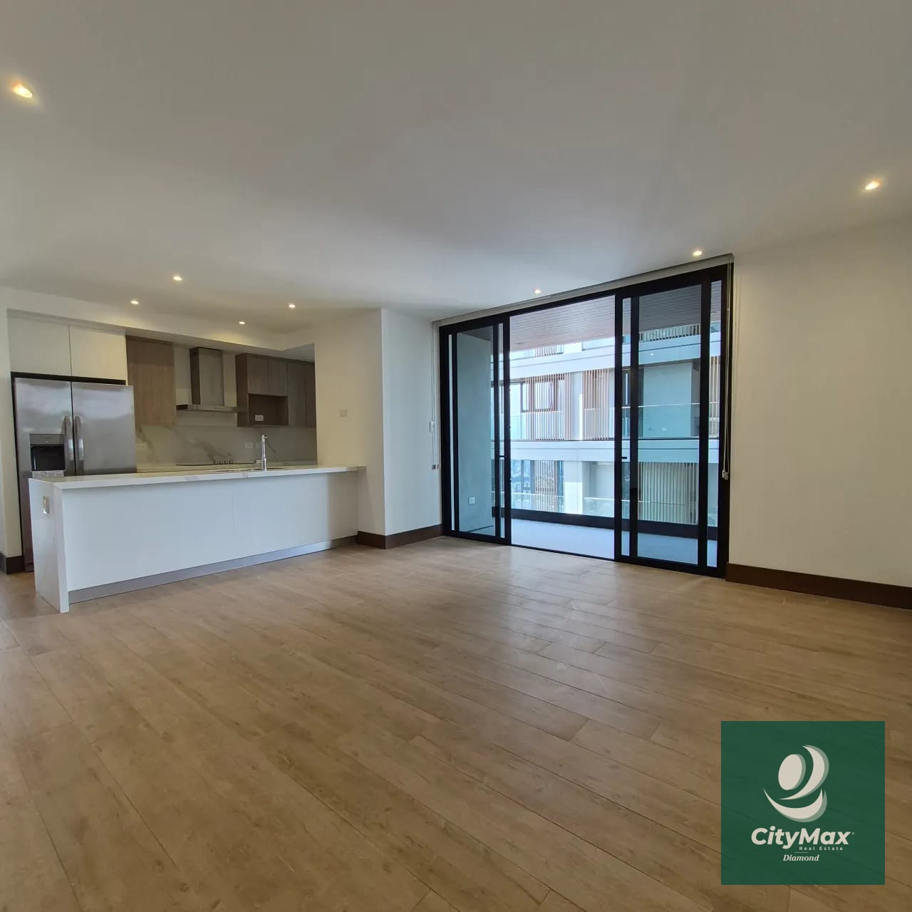 Amplio apartamento en renta en Gaura zona 15 — Apartamento en Alquiler en Gaura, Zona 15, Guatemala, Ciudad — foto 1 de 11