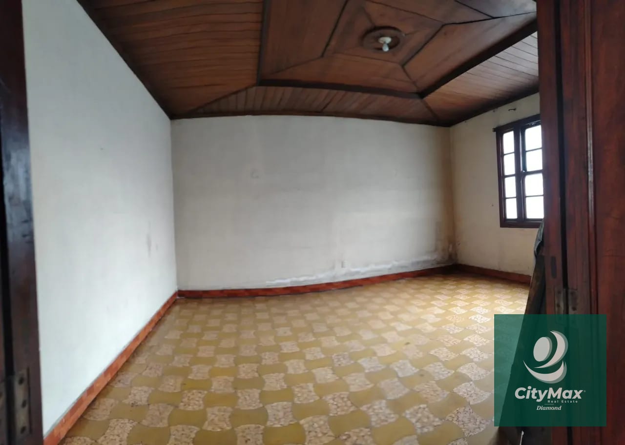 Casa en renta en zona 1 para uso de oficinas — Casa en Alquiler en Zona 1, Guatemala, Ciudad — foto 9 de 11