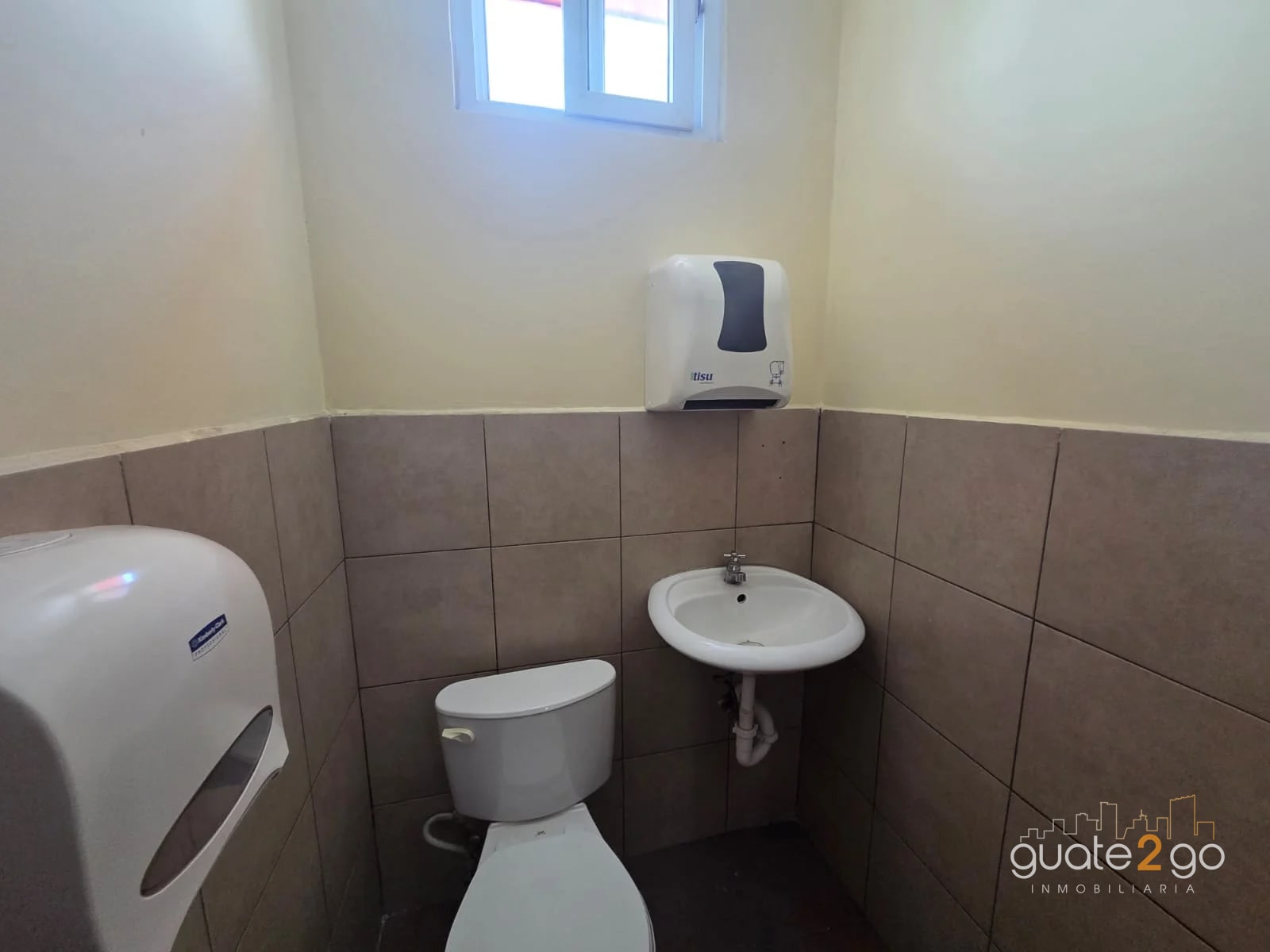 Bodega en alquiler en Av Petapa zona 12 - 17