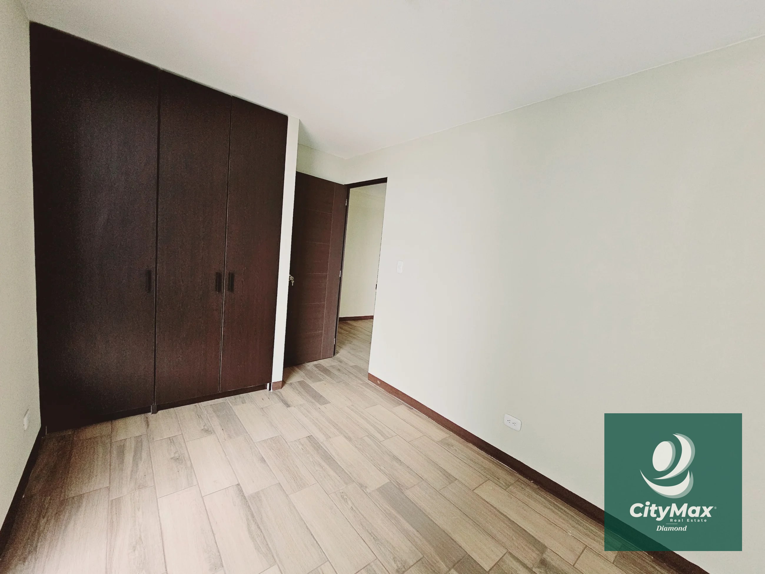 Apartamento en Venta y Renta en San Nicolás del Bosque Zona 4 de Mixco - 12