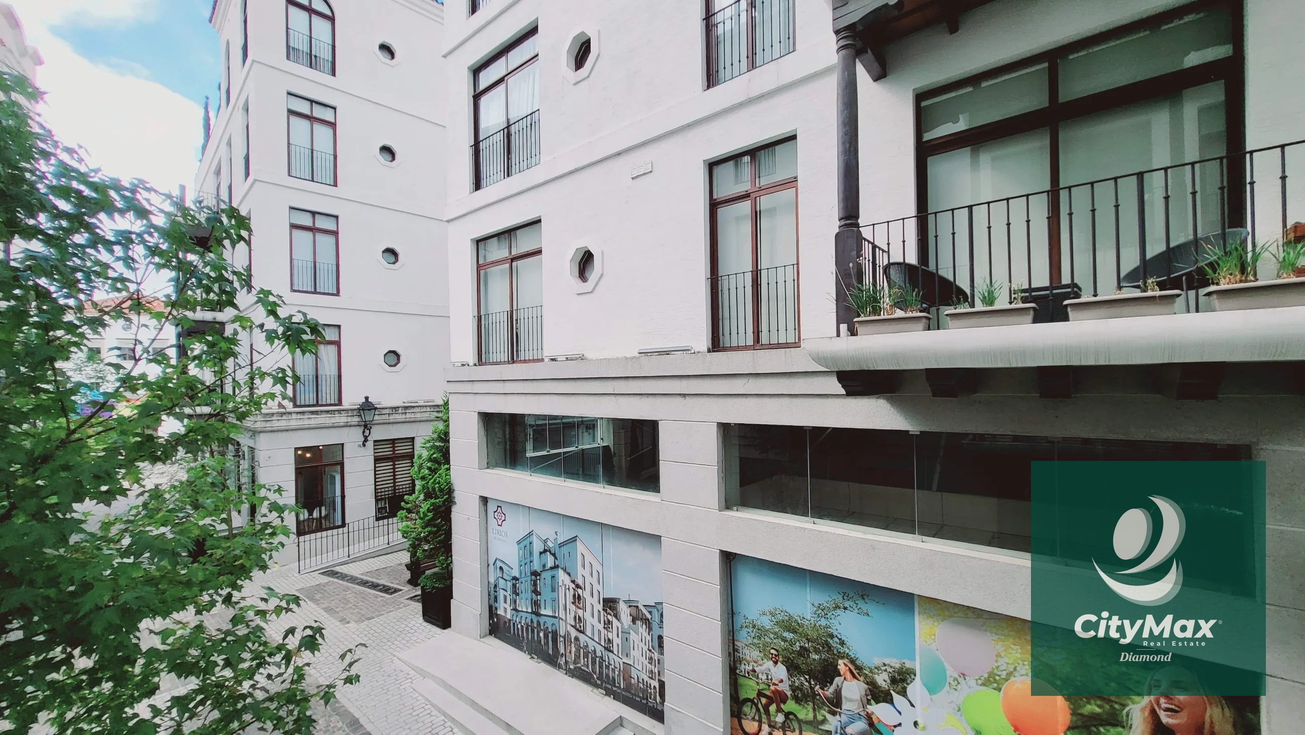 Apartamento de Lujo Amueblado en Renta en Lirios de Cayalá - 8