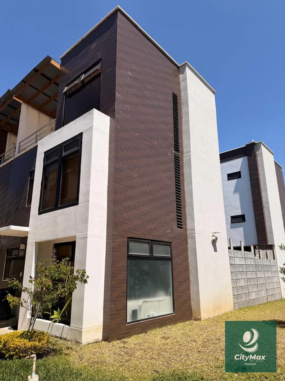 Casa en venta en Residencial km. 16 entrada Olmeca - 1