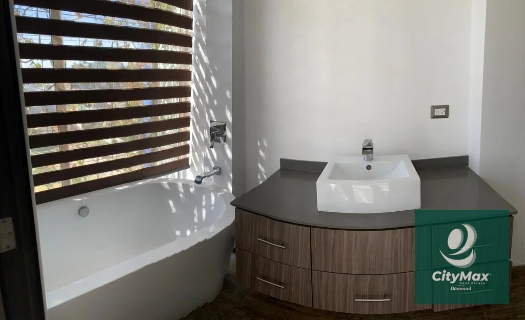 Apartamento en Renta en Km 14.5 Carretera a El Salvador - 4