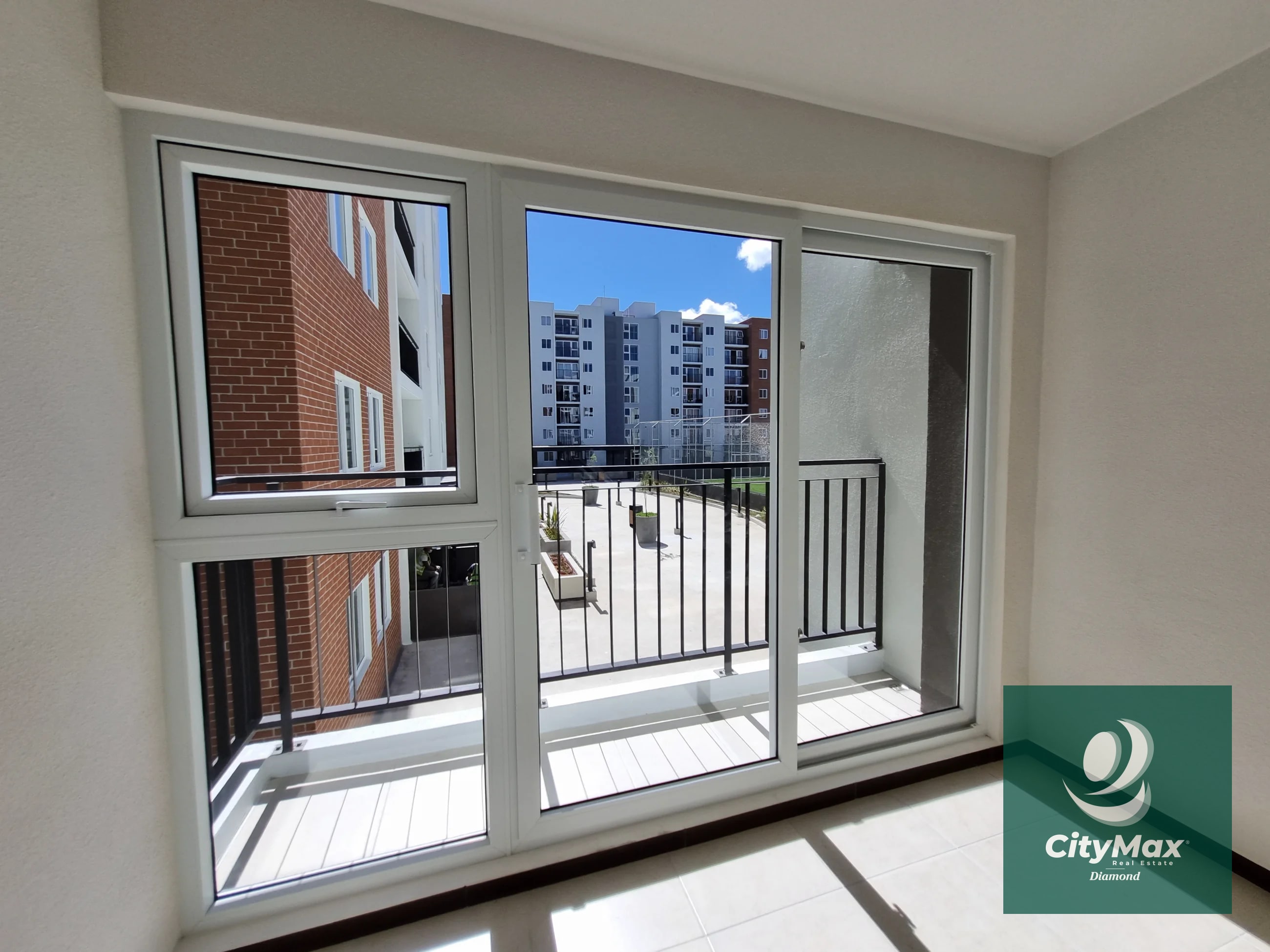 Apartamento en Venta en Parque San Ángel Zona 2 Guatemala - 14
