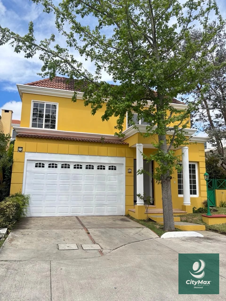 Casa en venta y renta condominio Entreverdes Fraijanes - 1